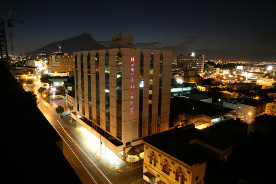 Mision Monterrey Centro Historico Hotell Exteriör bild
